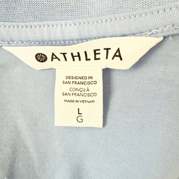 Athleta Effortless‎ Tee Women's Size Lrg Swallowtail Blue Boxy Fit Short Sleeve - Picture 5 of 6